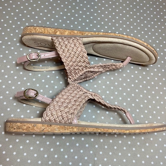 Naturalizer macrame sandals - Picture 4 of 9